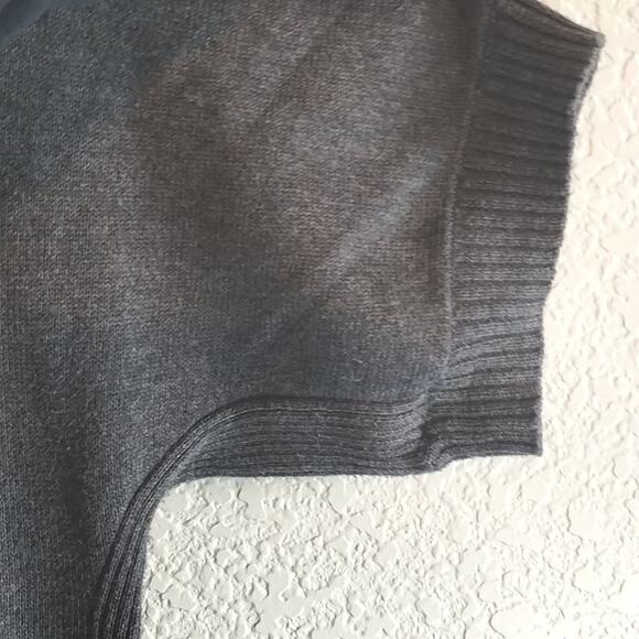 Athleta ZUNI Cowl Neck Dark Gray Sweater Knit Pocketed Short Sleeve Dress M - Picture 4 of 15